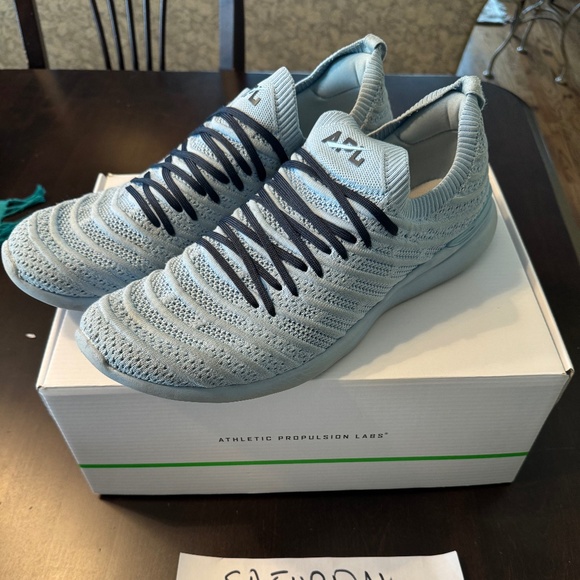 APL Techloom Athletic Shoes Wave Ice/Midnight US 14 - Picture 1 of 6